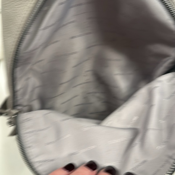 Michael Kors Rhea, elephant gray backpack bag with gunmetal zippers - Picture 7 of 14